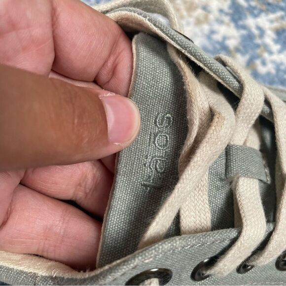 TAOS- Star Sneaker Light Blue Canvas Tennis Shoe Women’s Size 10 - Picture 7 of 9